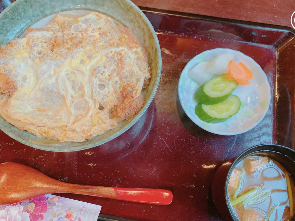 巣鴨の蕎麦屋【大橋屋】のかつ丼