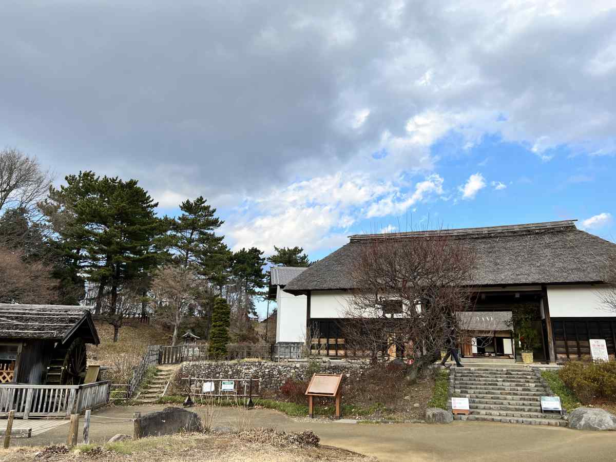 昭和記念公園の「こもれびの里」